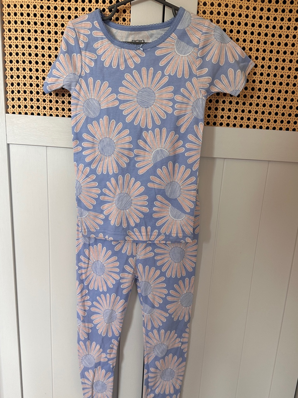 *NWOT* Carter's Blue and Pink Daisy Short-Sleeve Pajama Set